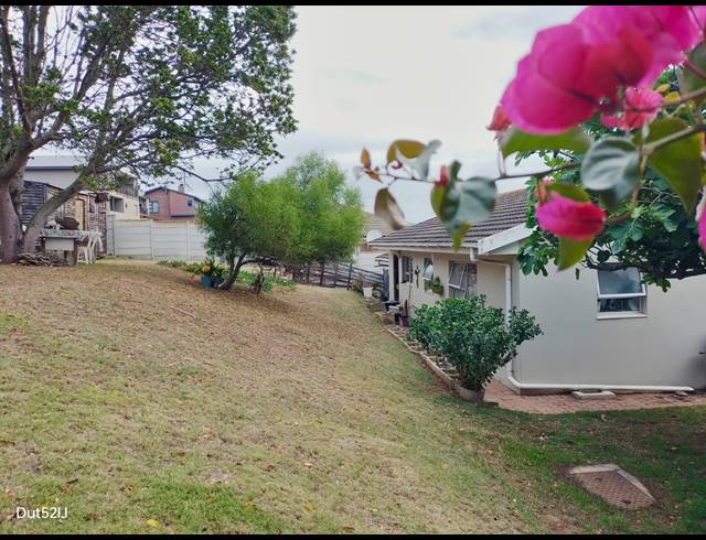 3 BEDROOM HOUSE FOR SALE IN FRAAIUITSIG